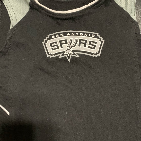 Children’s San Antonio Spurs sleeveless shirt - Picture 2 of 7